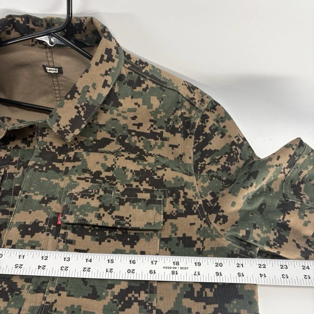 Vintage Levis Digital Camo Corduroy Chore Jacket Hidden Button Rare Y2K Men M